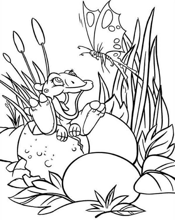 Land Before Time, : Baby Ducky Play with Butterfly Land Before Time Family Coloring Page